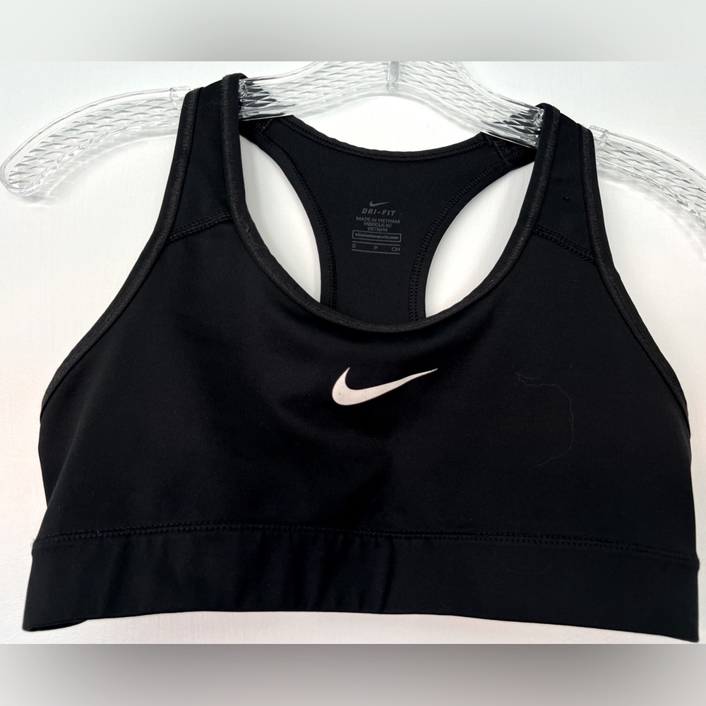 Barely worn Nike Dri-Fit black sports bra in size small